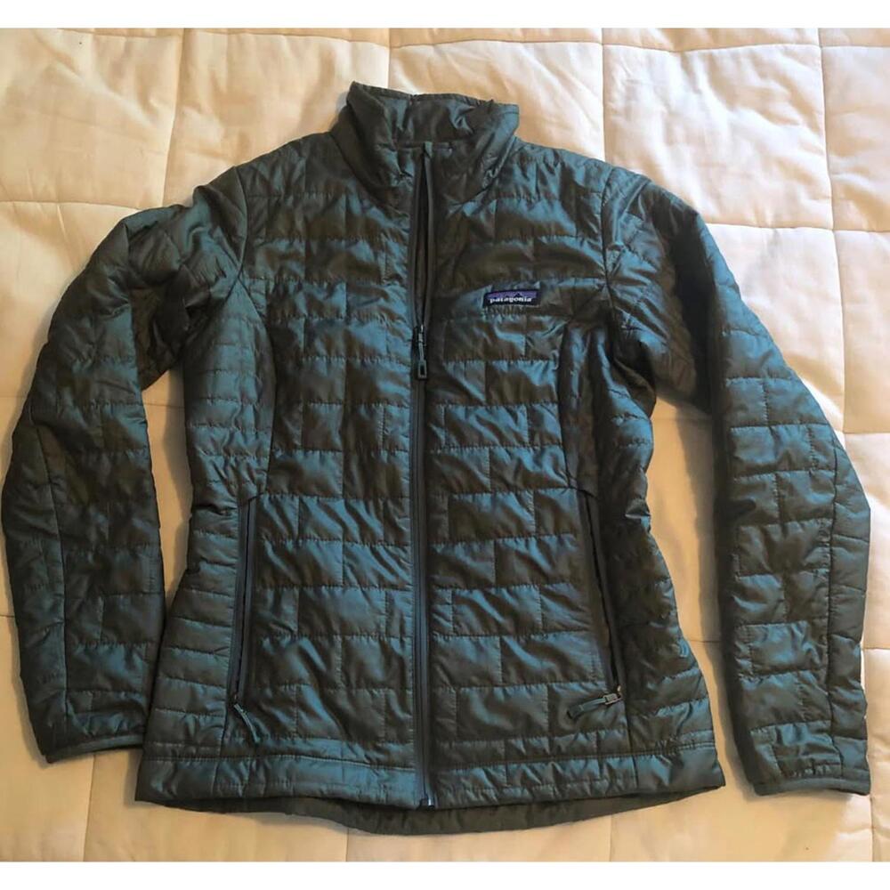 Patagonia Women's Nano Puff Green Short Jacket - Sz XS